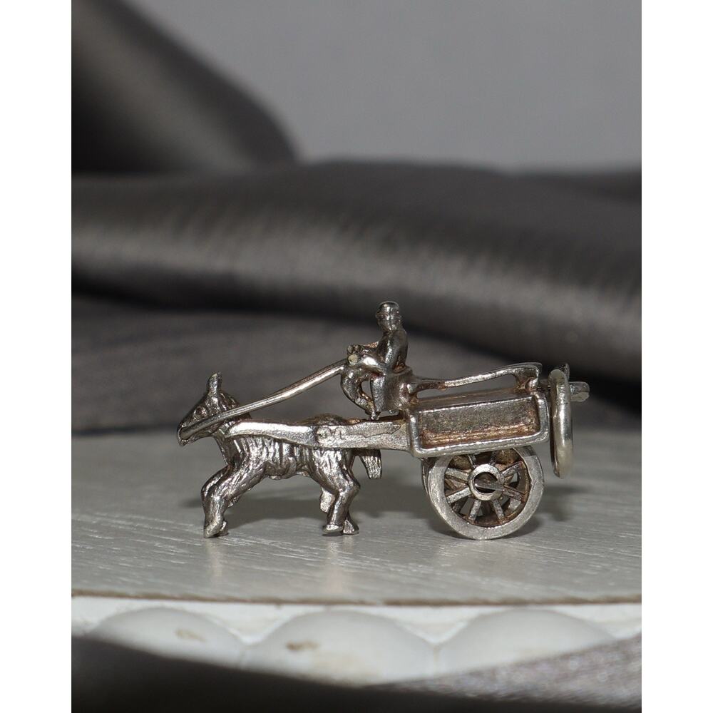Vintage Sterling Silver Horse & Cart Charm 3.1G / 0.5in